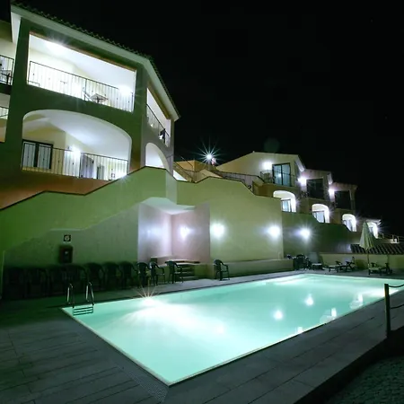 Castello 3* בודוני