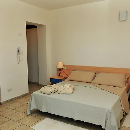 Castello Ξενοδοχείο Budoni