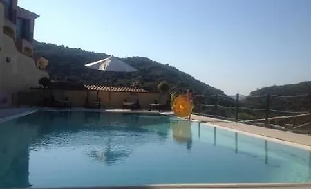 Ξενοδοχείο Castello 3*
