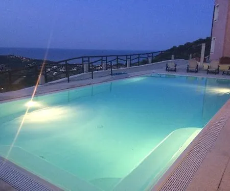 Ξενοδοχείο Castello 3*