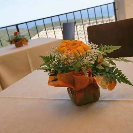 Ξενοδοχείο Castello 3*