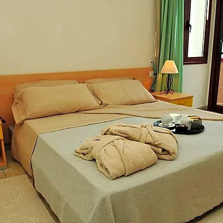 Castello Hotel 3*